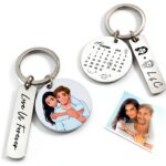 Porte-clés personnalisable couple gravure photo métal cadeau-0